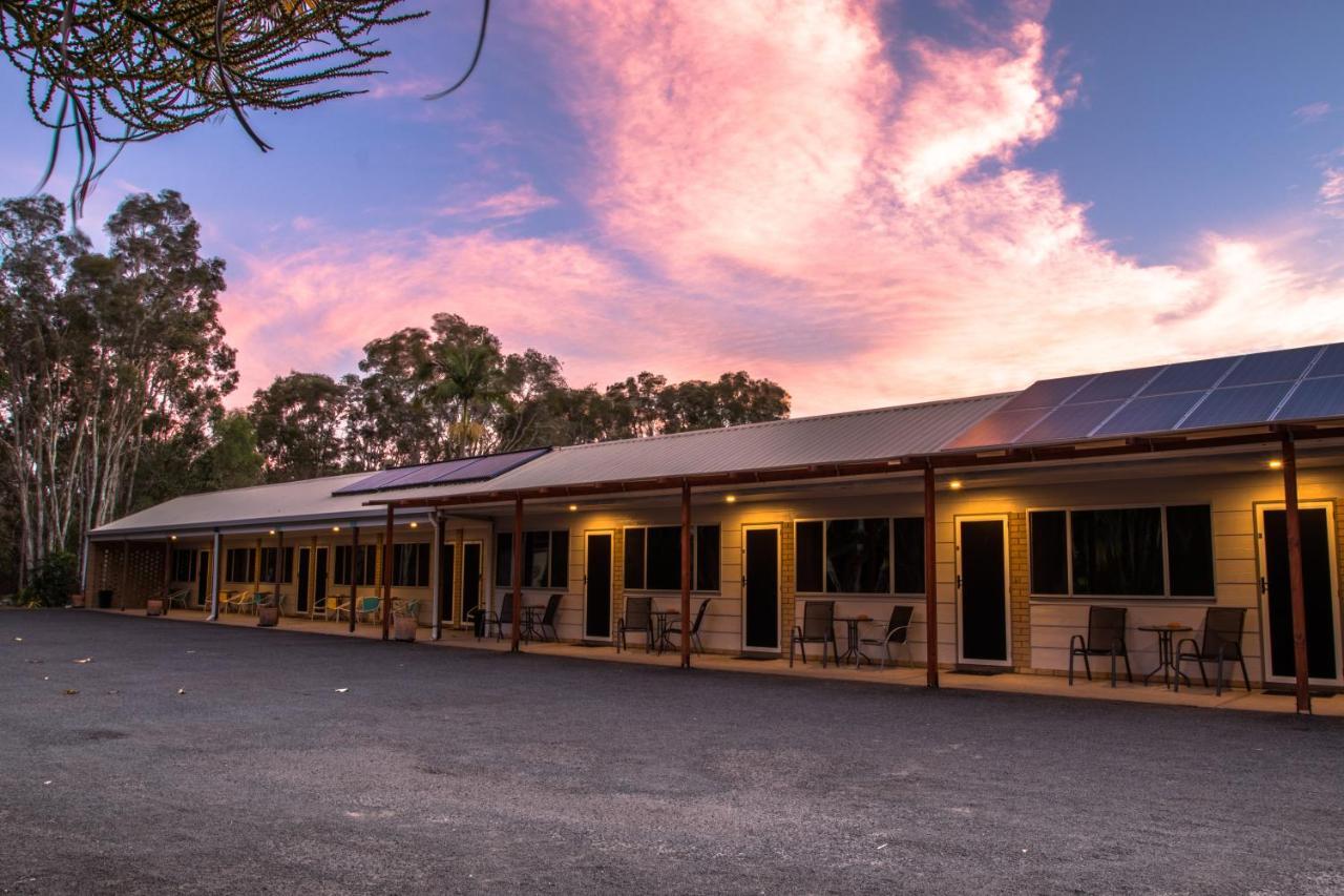 Tin Can Bay Motel Extérieur photo