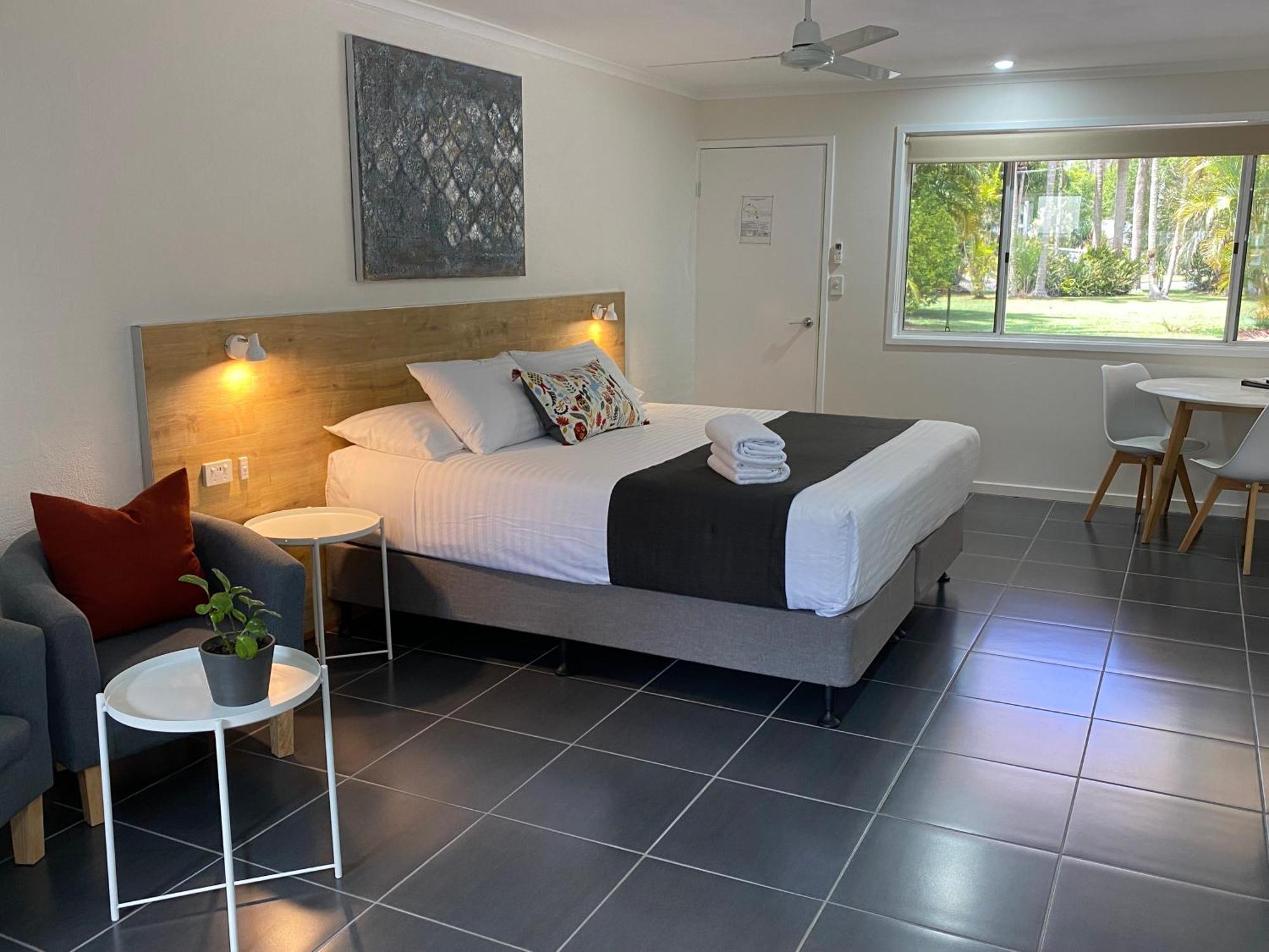 Tin Can Bay Motel Extérieur photo