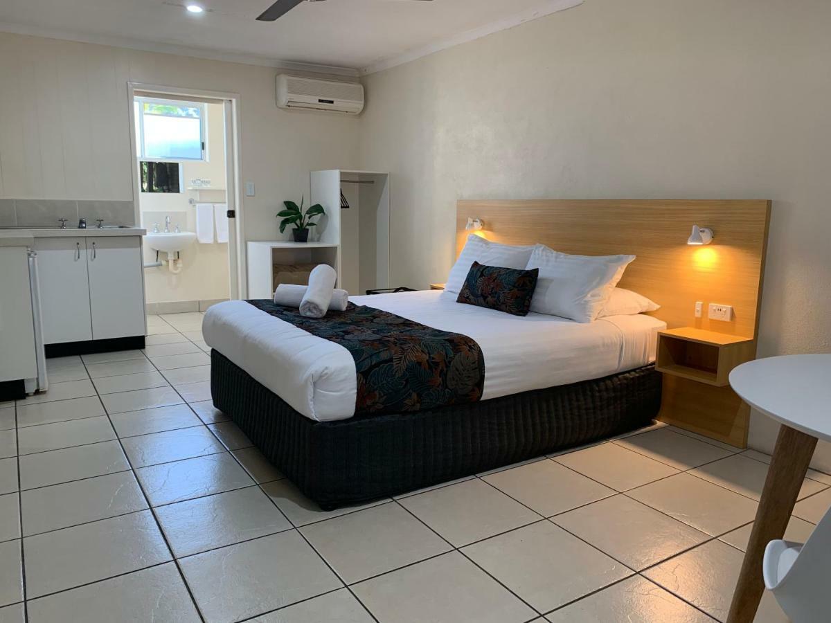 Tin Can Bay Motel Extérieur photo