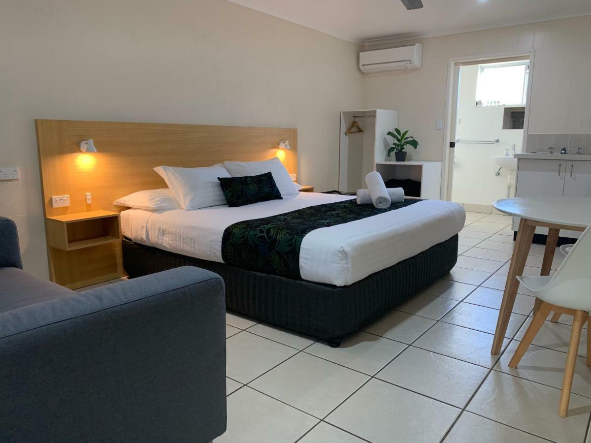 Tin Can Bay Motel Extérieur photo